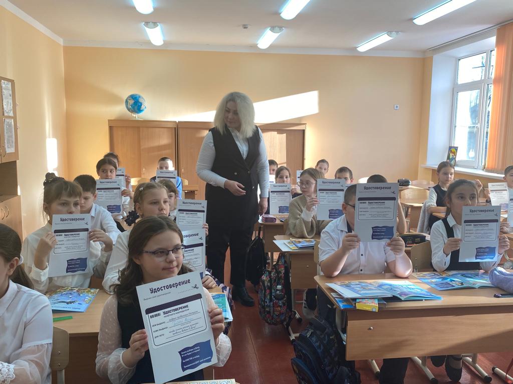 Открытый урок для будущих избирателей в 4 "А" классе МБОУ СОШ №8 г. Новошахтинска